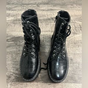 H&M Chunky combat boots